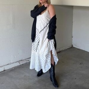 Gorgeous ZARA Cream/Black Patchwork Dress
